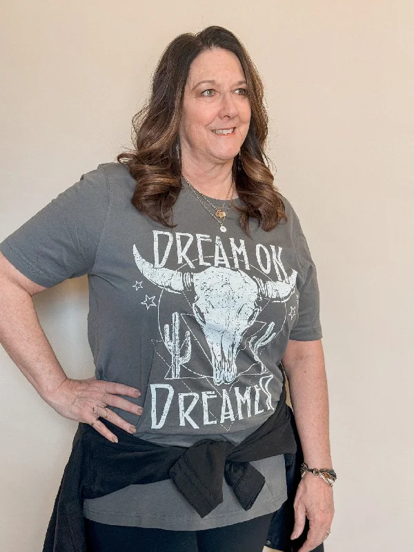 Dream on Dreamer Graphic Tee