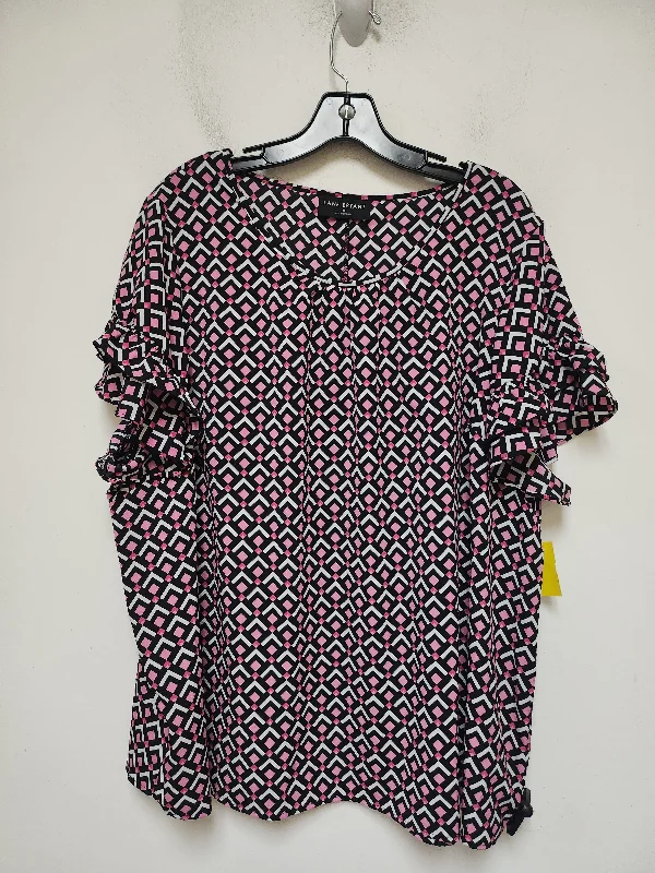 Top Short Sleeve By Lane Bryant In Black & Pink, Size: 2x